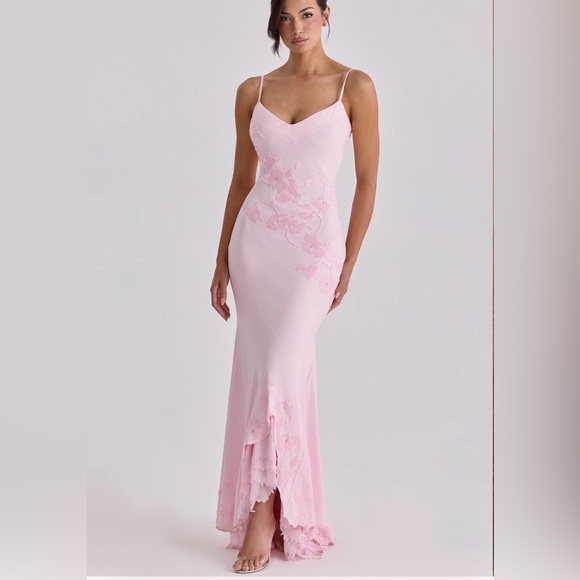 House of CB Dresses & Skirts - House of CB Soft Pink Spaghetti-Strap Maxi Gown